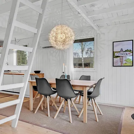 Three-bedroom In Sydals * Skovbyballe