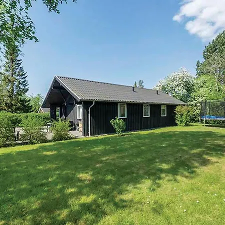 度假居 Three-bedroom In Sydals