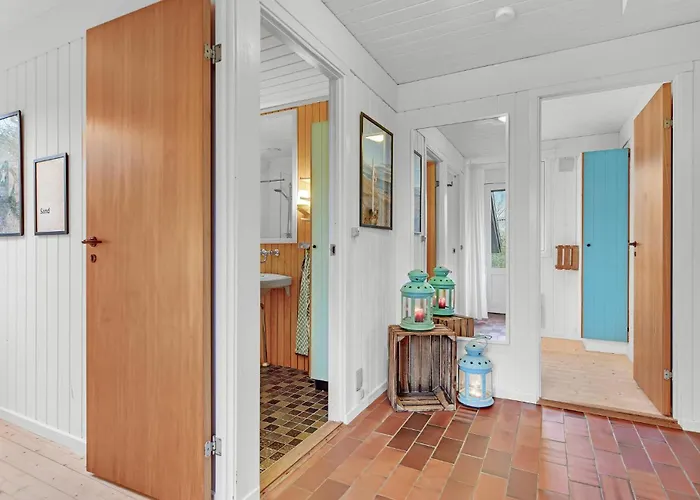 Three-bedroom In Sydals * Skovbyballe